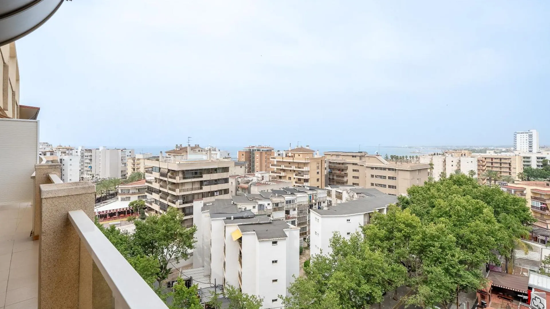 Rentalmar Central Park Salou Spain